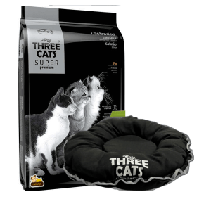 three cats super premium gatitos